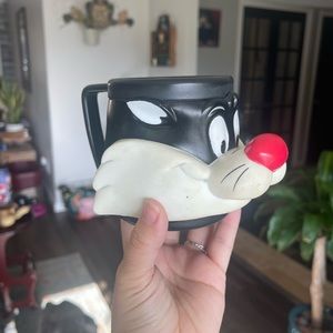 Vintage 90s Warner Brothers Sylvester The Cat Black White 3D Plastic Mug